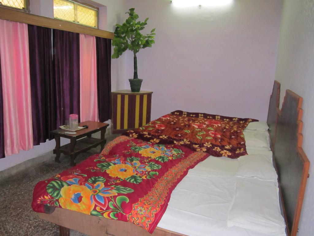 Hotel Marwari Niwas Haridwar Room photo